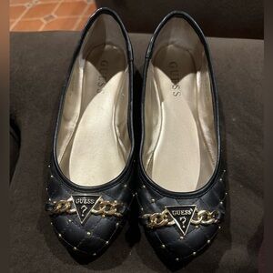 Size 6 Guess ballet shoes